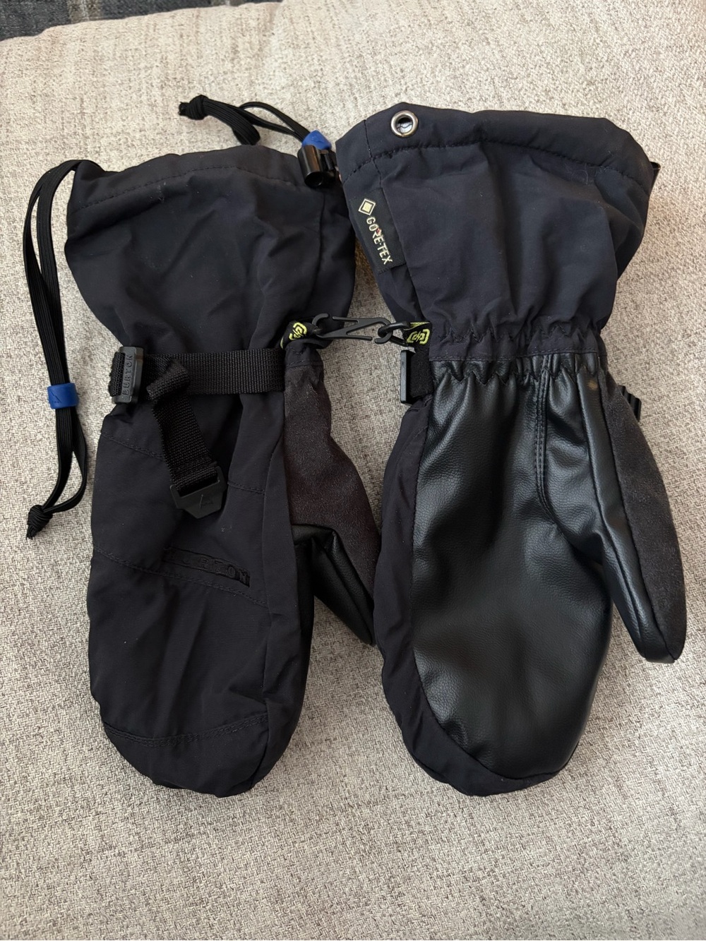 Burton Black Men's GORE-TEX Ski Mittens